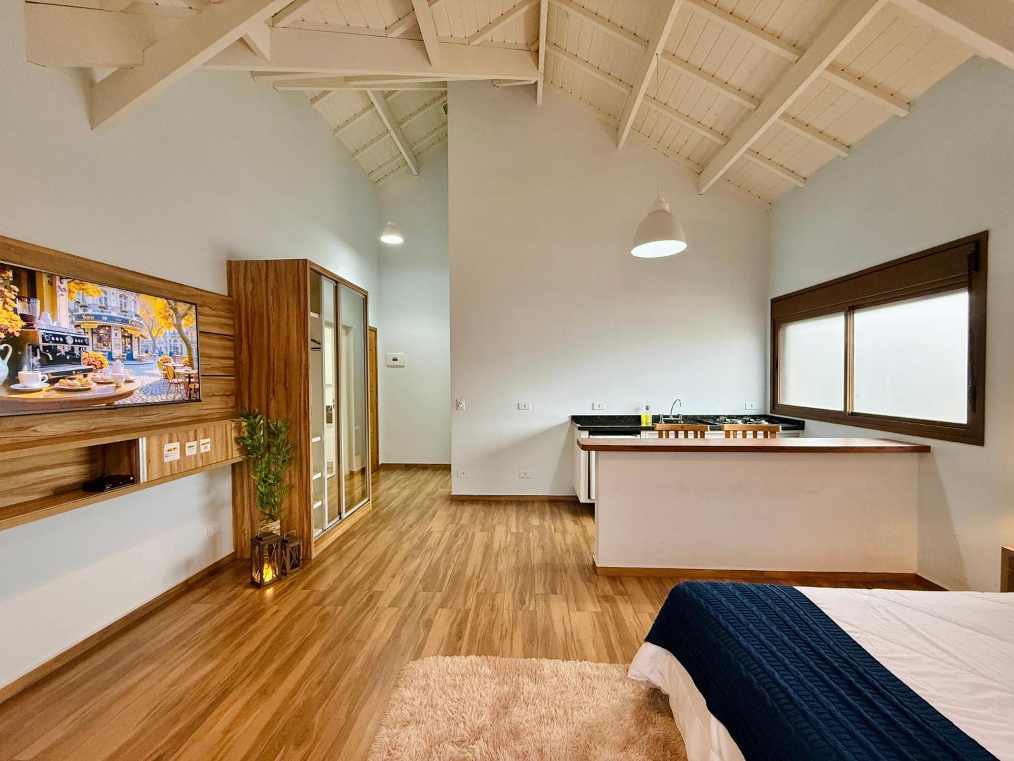 Guest house Boulevard Montreal 4*